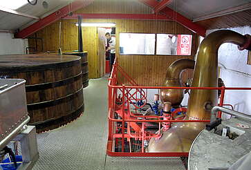 Inside of the still house of the Edradour Distillery&nbsp;uploaded by&nbsp;Ben, 07. Feb 2106