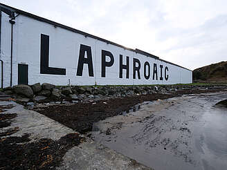 Laphroaig distillery&nbsp;uploaded by&nbsp;Ben, 07. Feb 2106