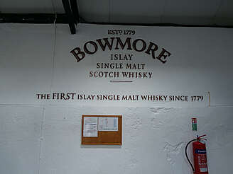 Bowmore lettering on the wall&nbsp;uploaded by&nbsp;Ben, 07. Feb 2106